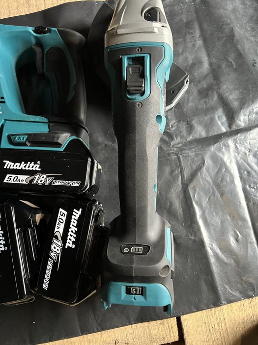 Set nou makita in cutie