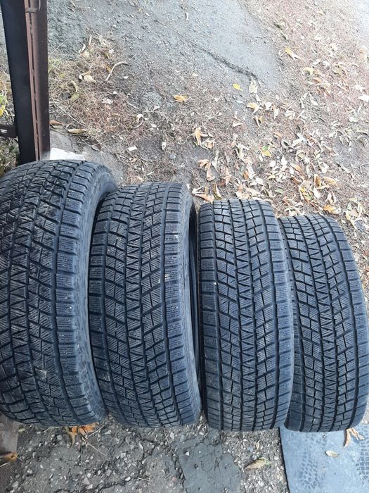 Продам шины 255/55/19 капсен