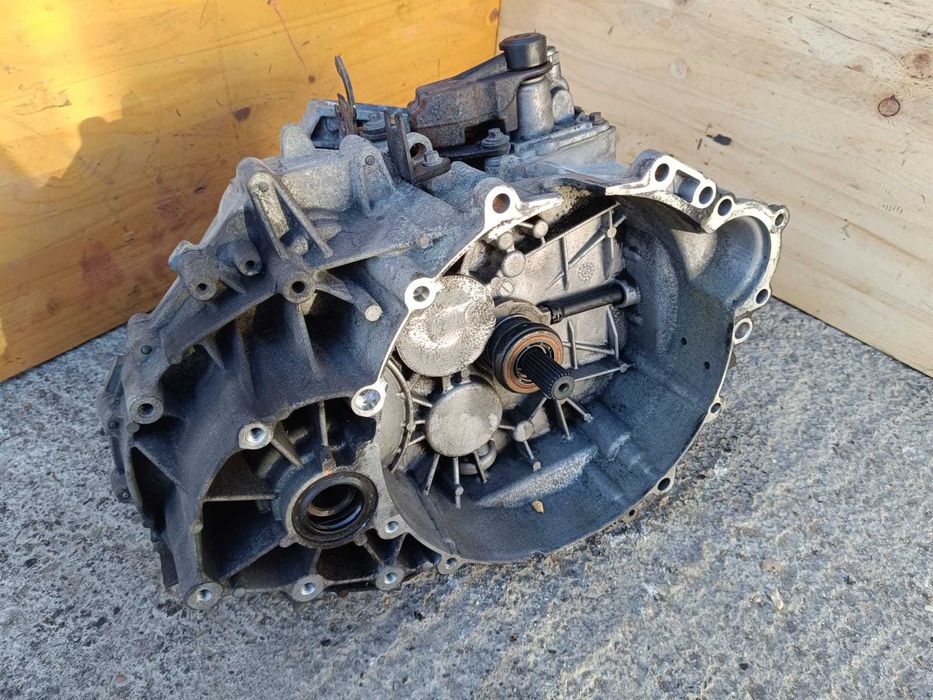 cutie viteze manuala 6 trepte V60 S60 2.0D3 2012 1285017  BG9R 7002 KA