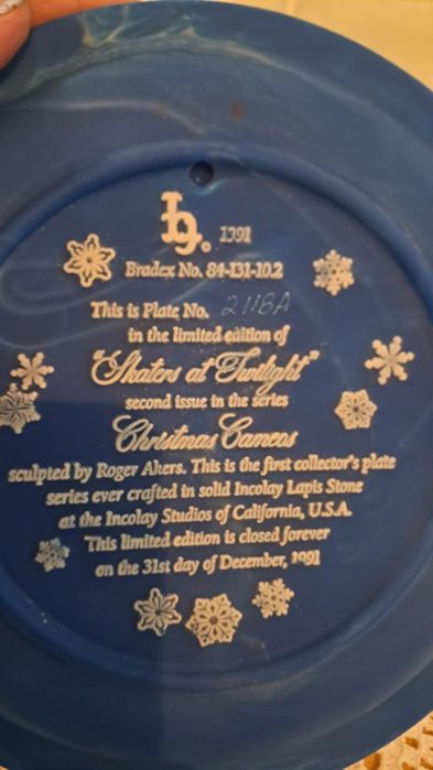 Декоративни чинии Коледни камеи