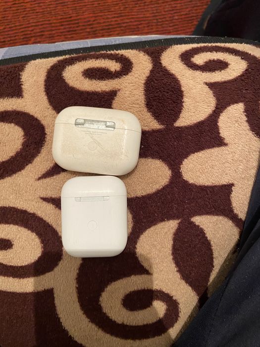 AirPods состояние хорошо