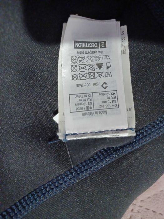 Продавам детски неопрени