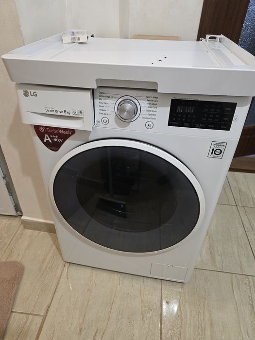 Vând mașină de spălat LG