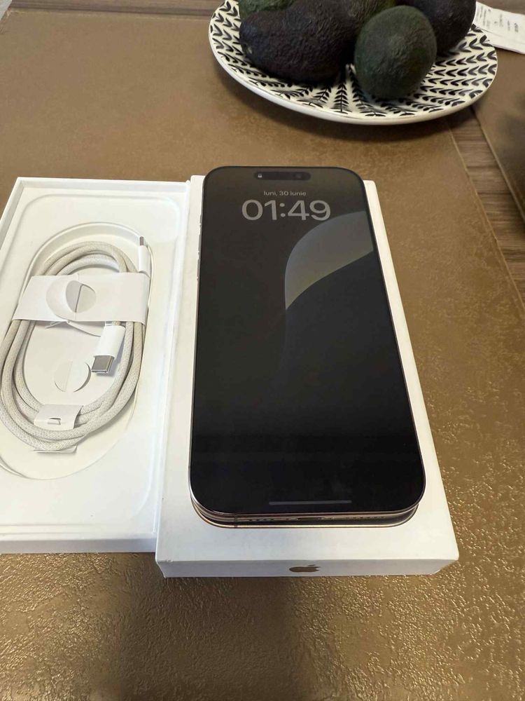 Vand 1phone 16 pro max 256 gb