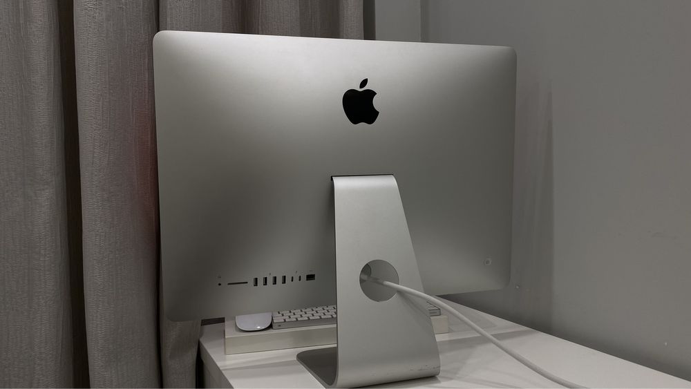 iMac 21.5 - inch, 2017