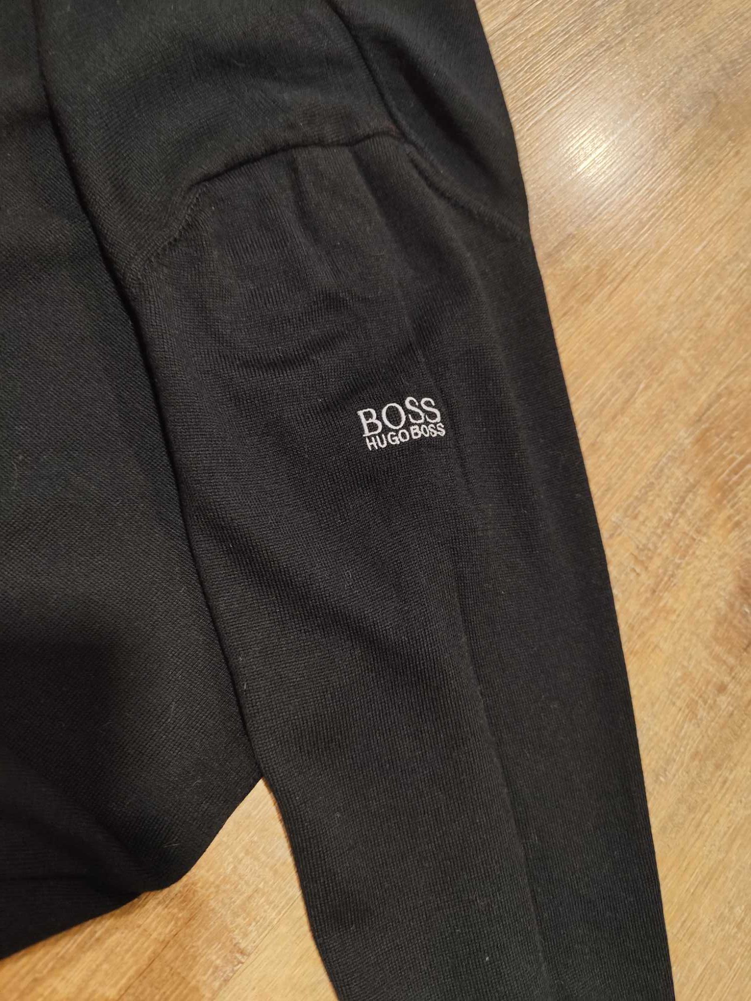 оригинален пуловер на Boss