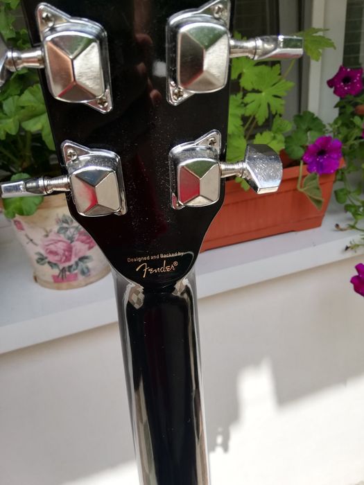 Акустична китара Fender