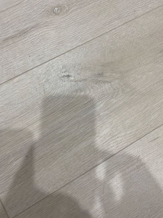 Продам ламинат новый