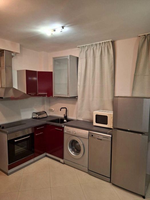 Дава се под наем Тристаен апартамент в София, Зона Б-19 - 84 кв.м за 830 € - Снимка #2