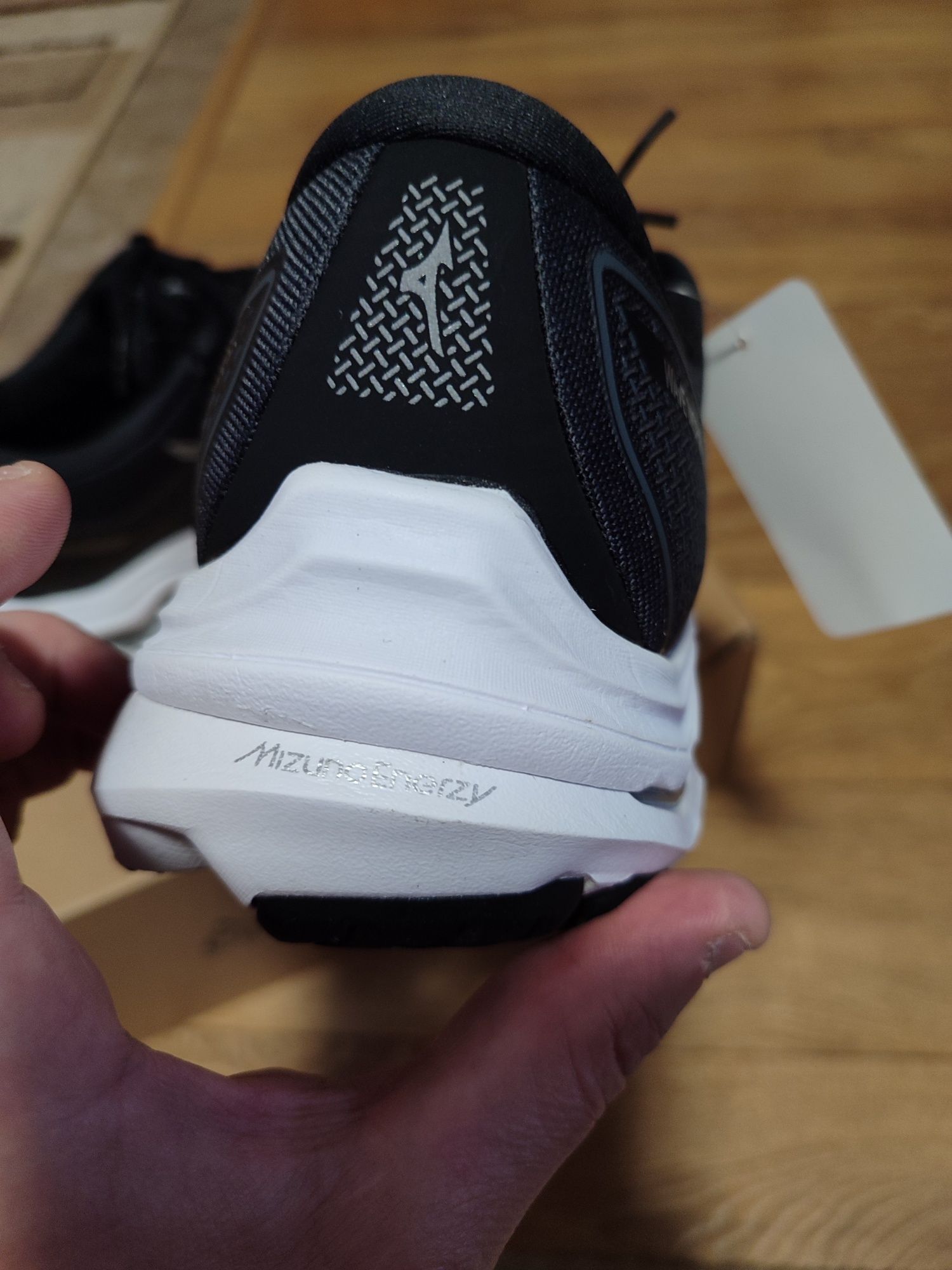 Mizuno Inspire 18, Намалени!