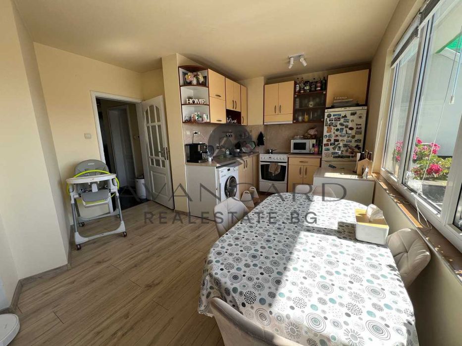 Продава се Двустаен апартамент в Пловдив, Център - 75 кв.м за 1854 €/кв.м - Снимка #3