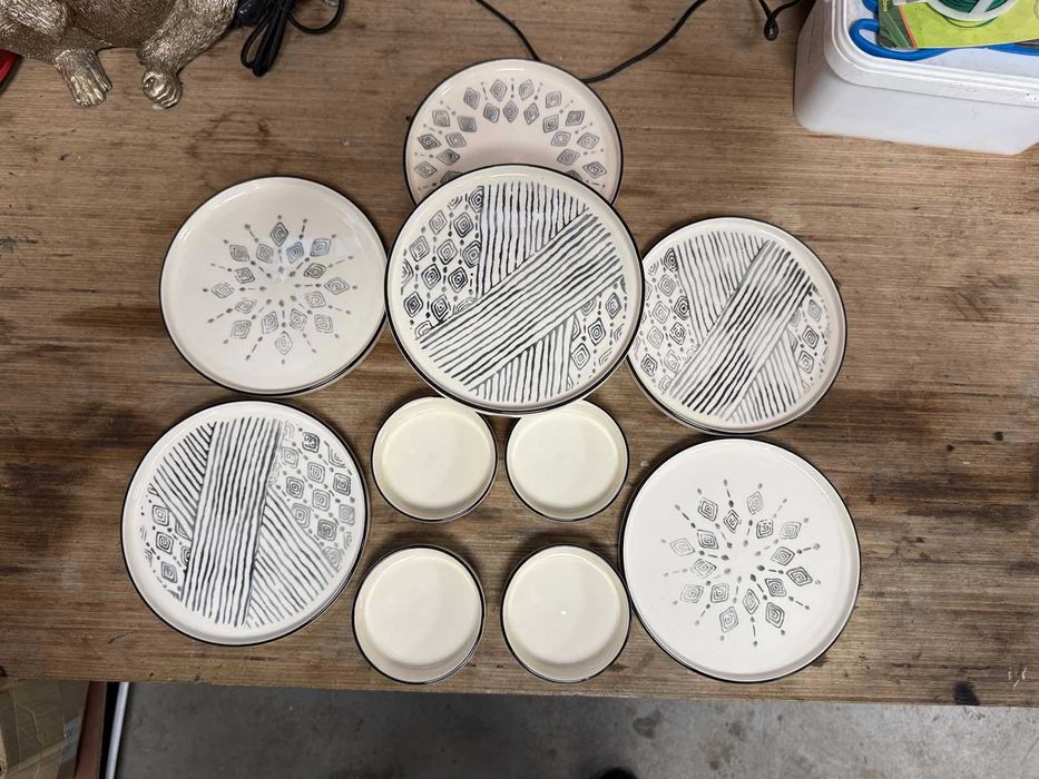 Японски сет чинии за хранене и купички декорирани 10бр