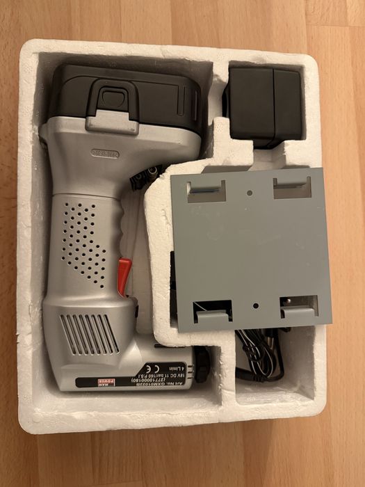 Pompă de aer reîncărcabilă Man Power 18V – cu acumulator și adaptoare