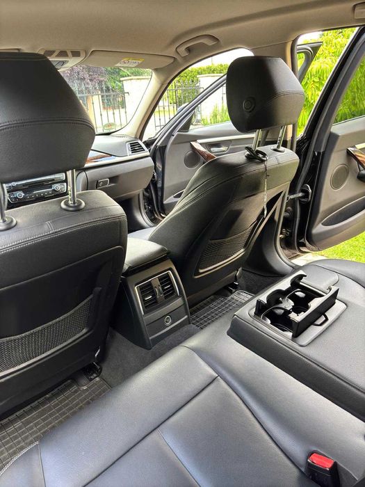 BMW 320 xDrive Luxury Line
