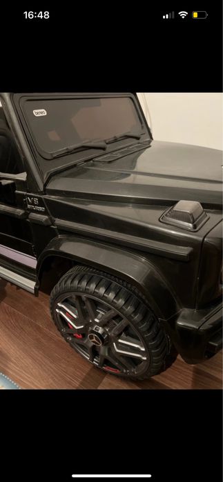 Masina de jucarie Mercedes