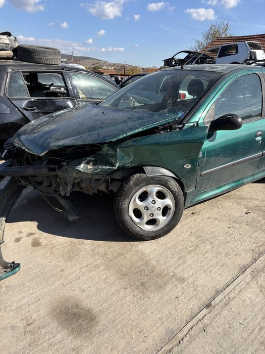 Peugeot 206/Пежо 206 1.4i НА ЧАСТИ