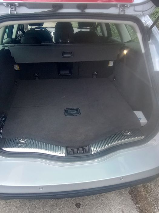 Vând Ford Mondeo Mk5