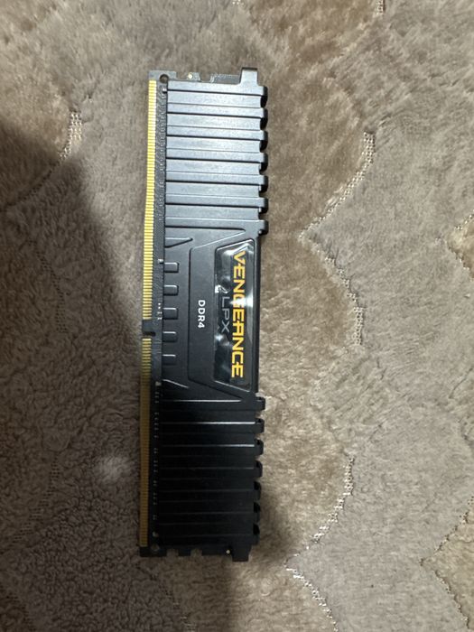 Ram Corsair DDR4 16GB 2666MHz