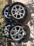 Оригинални джанти Toyota 4х100х14 с гуми 175/65/14’