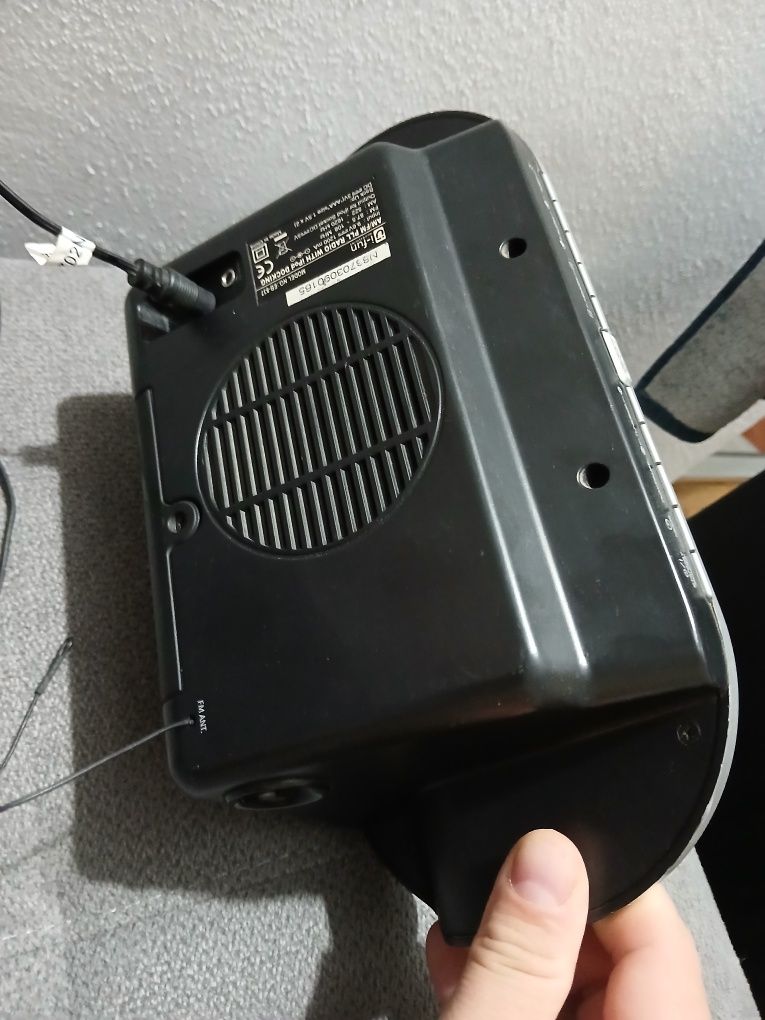 Boxa cu radio si ipod