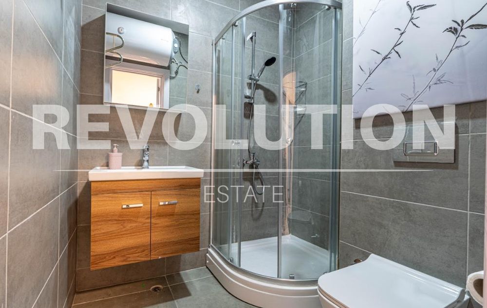 Дава се под наем Двустаен апартамент в Пловдив, Център - 80 кв.м за 509.49 € - Снимка #7