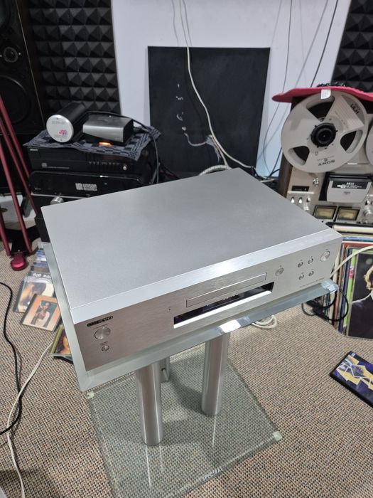 Onkyo BD SP809 Blu Ray Disc Player