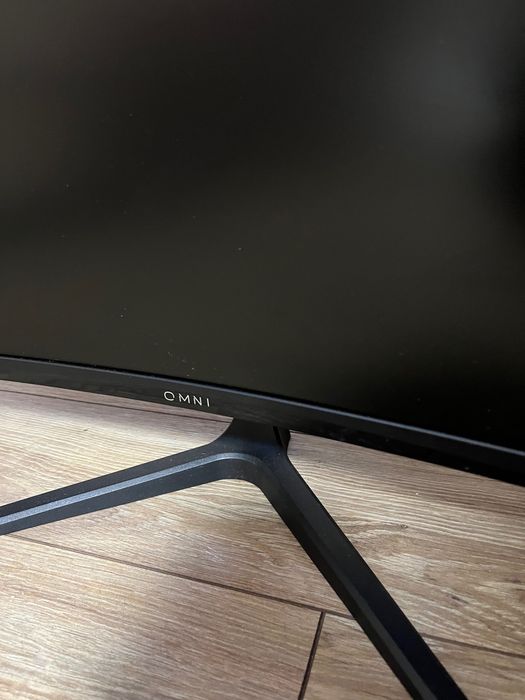 Monitor gaming curbat