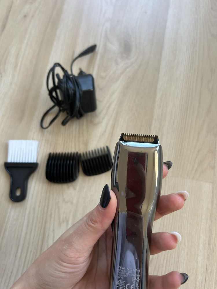 Машинка за подстригване Remington, модел BHT-2000