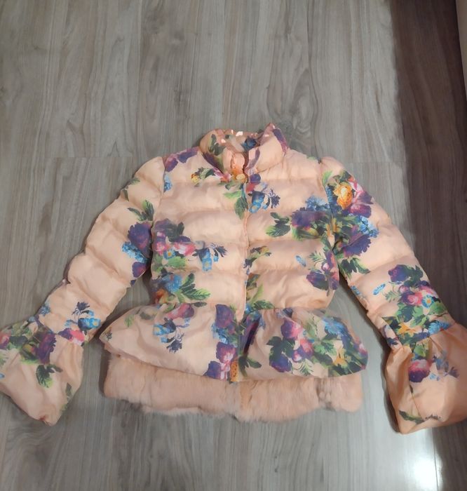 Елегантно дамско яке с пух от естествен косъм