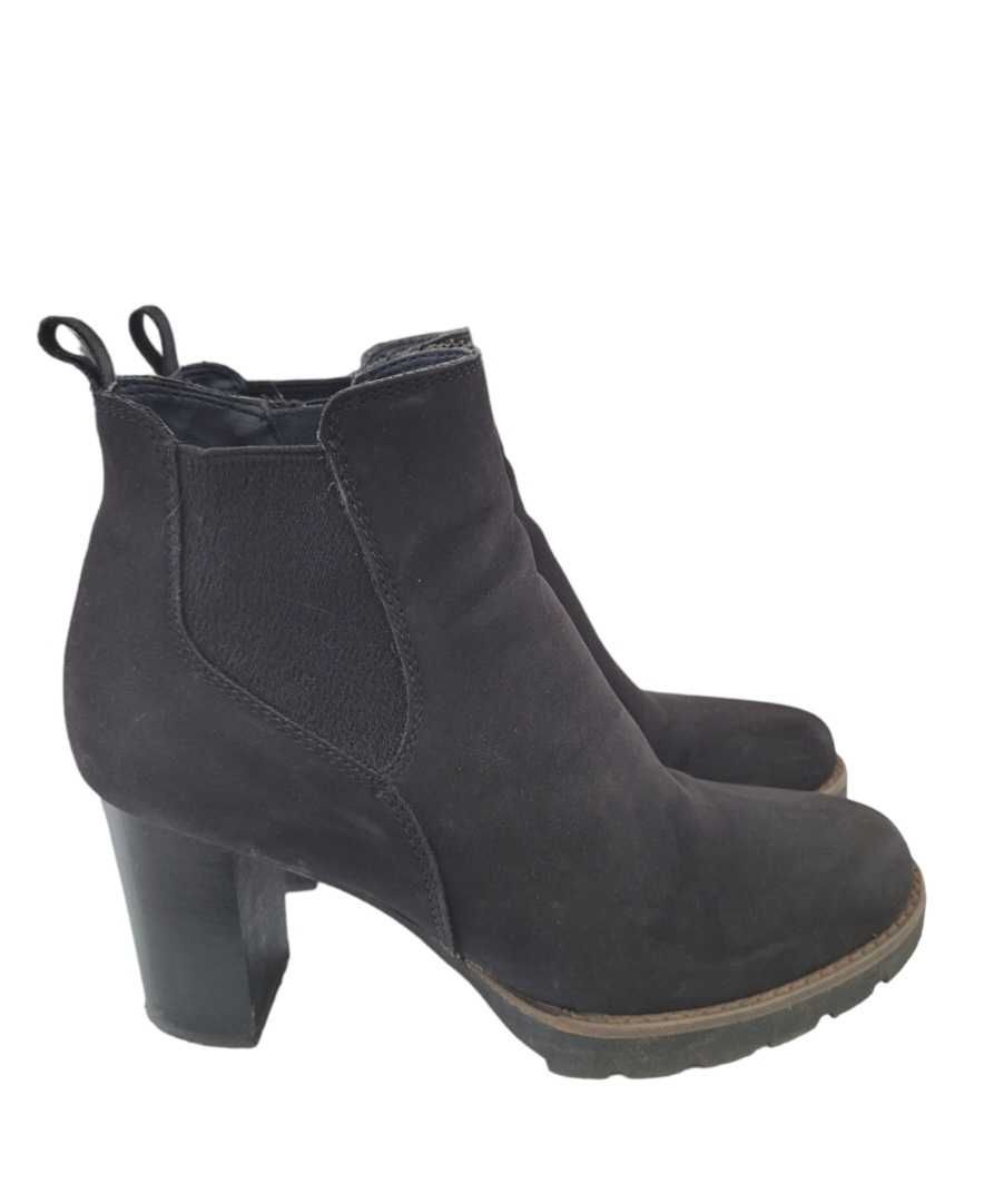 Botine negre cu toc