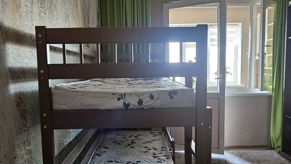 Срочно, Двухярусная кровать!