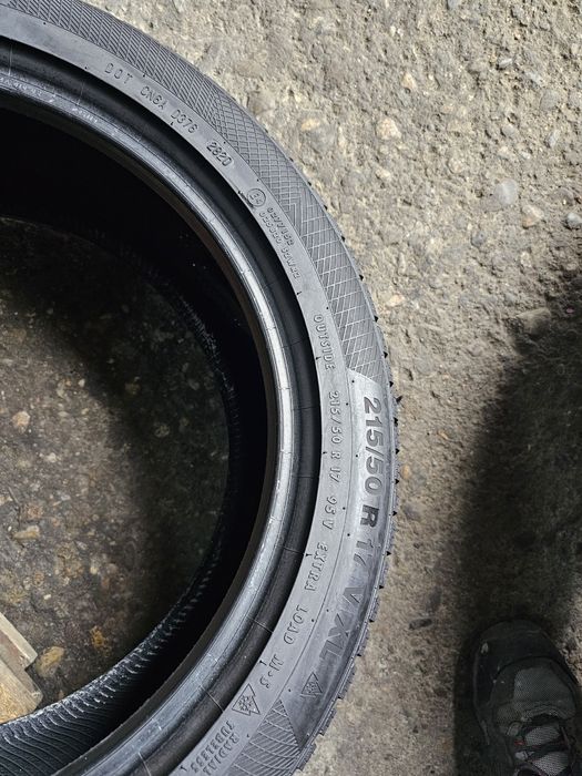 2 anvelope iarna 215 50 17 Continental 2020