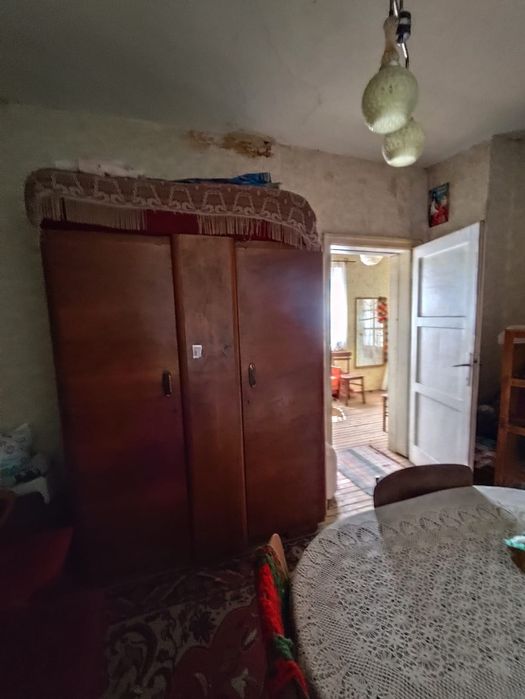 Продавам къща в гр. Айтос