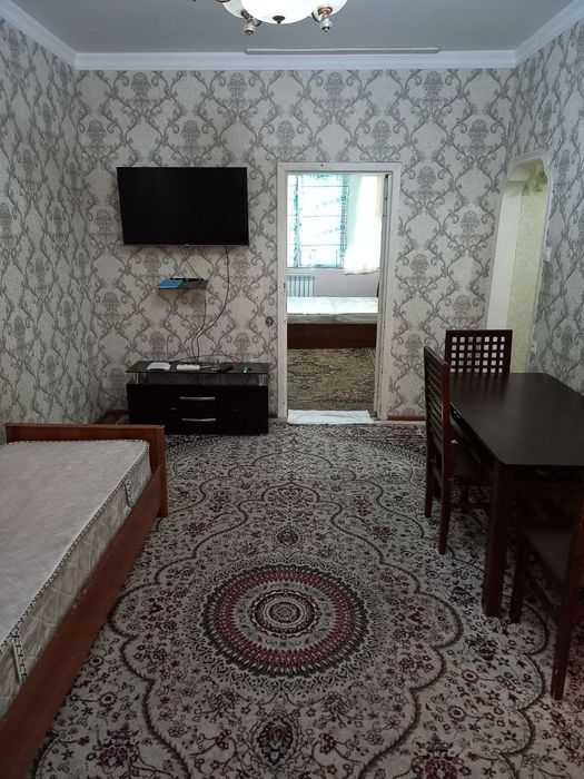 2х ком квартира сотилади срочна...