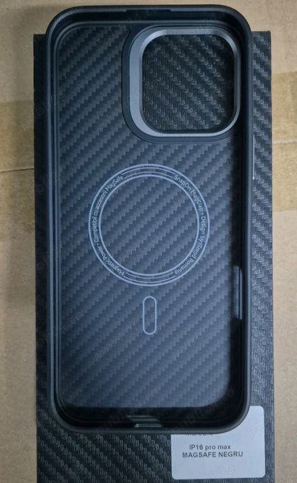 Husa Carbon Iphone 16 Pro Max