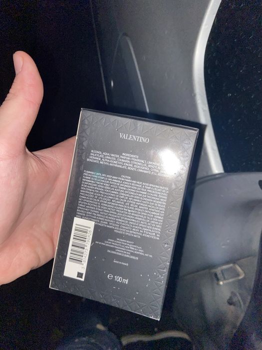 Parfum Valentino barbati nou