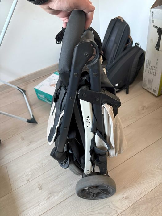 Vand carucior Hauck Disney Rapid 4 Plus Trio Set + baza Isofix