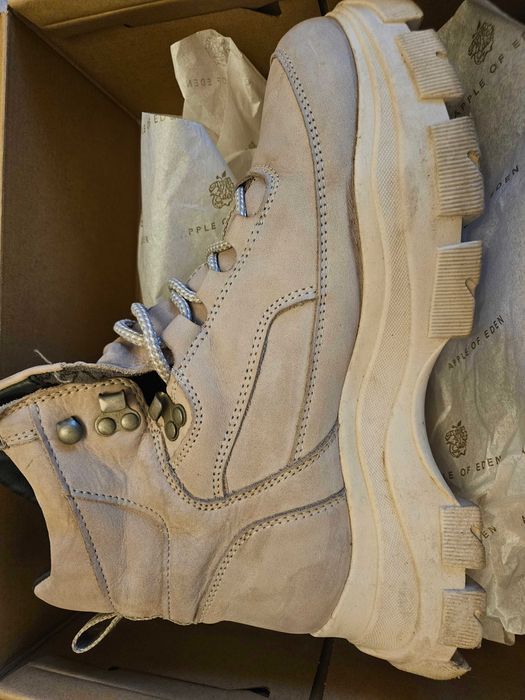 Светло Сиви Зимни обувки/ Боти Apple of Eden