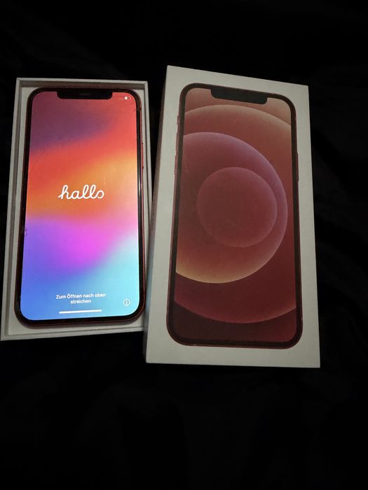 iPhone 12 64 GB + 5 huse