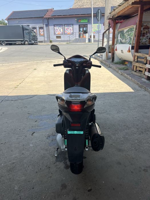 Honda sh300i 2010