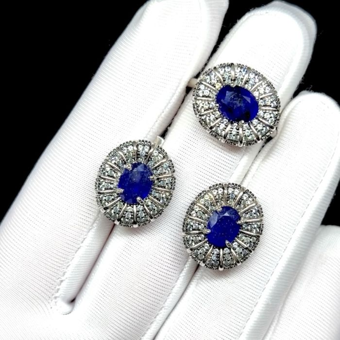 Комплект с натуральными Сапфирами
