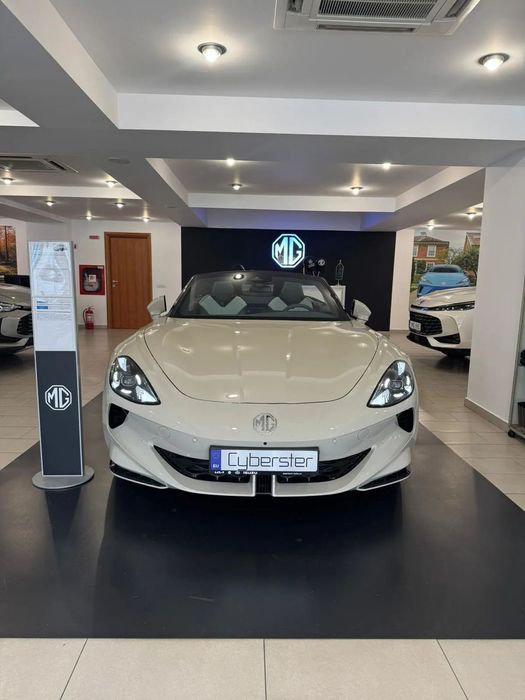 MG Cyberster Cyberster Exclusive Black Top 375KW AWD 77KWh