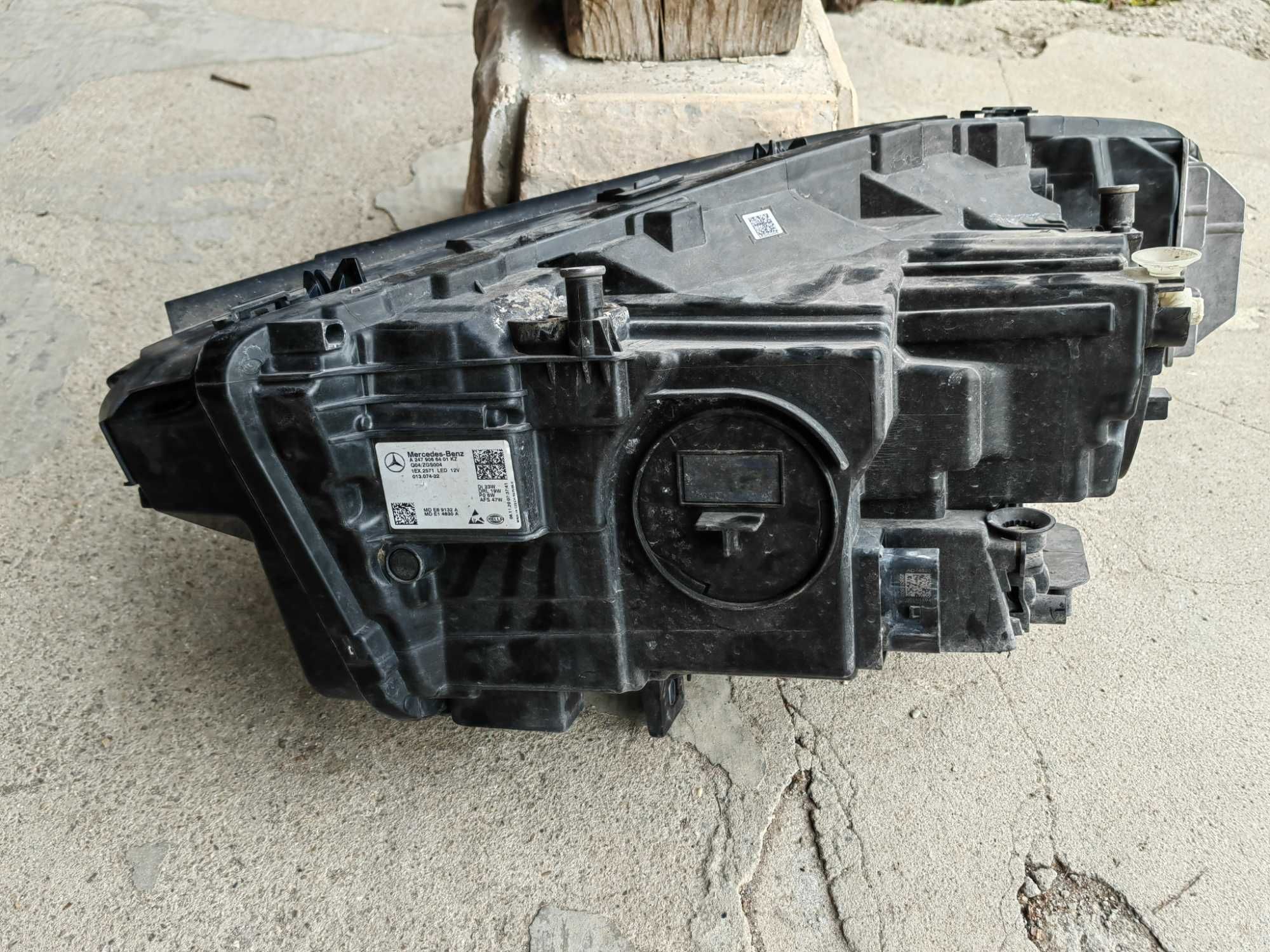 Фар Mercedes GLA W247 LED десен / Фар Мердесея ГЛА W247 Оригинален