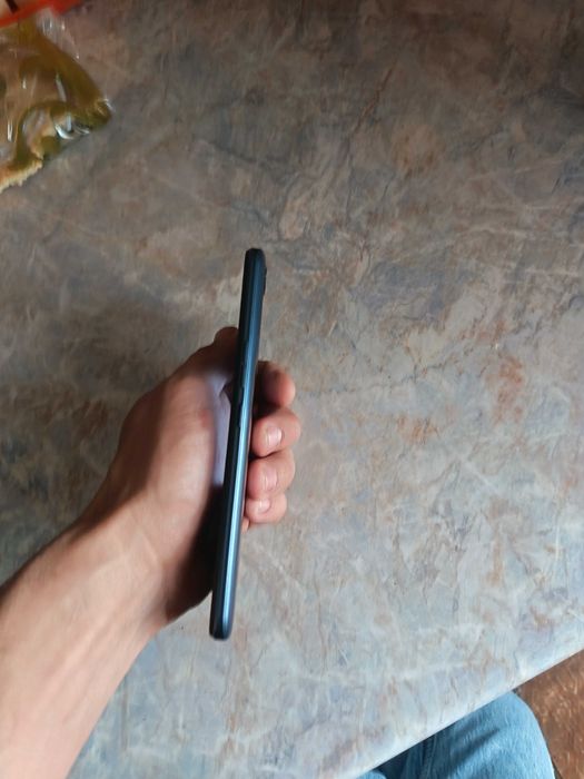 Tecno Spark 8c srochna