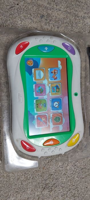 Tabletă Chicco pentru copii