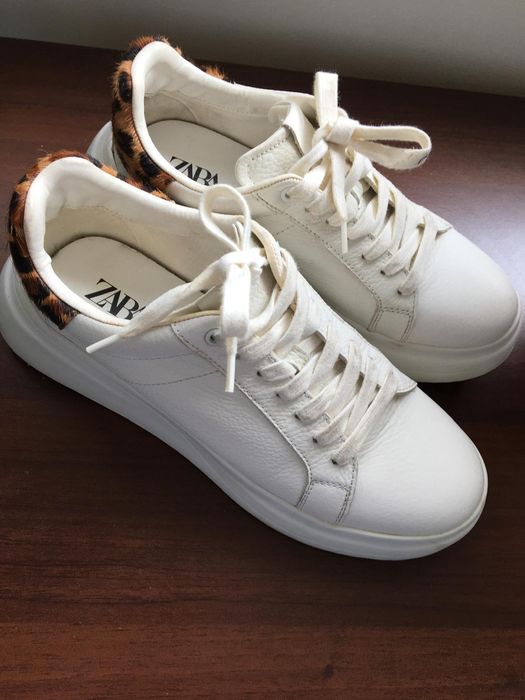 Vând adidași Zara nr.39