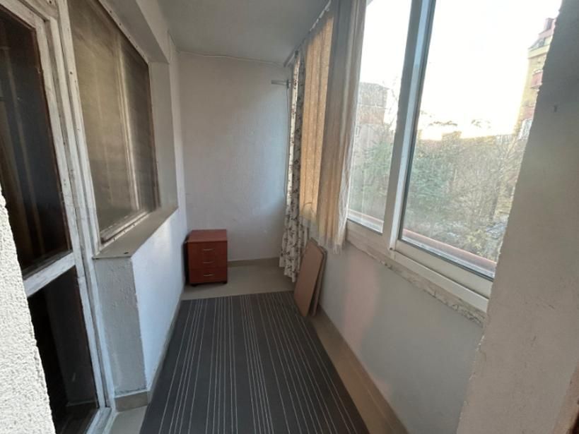 Дава се под наем Тристаен апартамент в София, Център - 110 кв.м за 500 € - Снимка #8