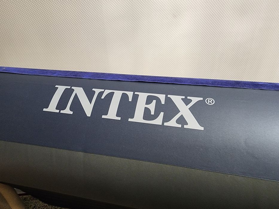 Матрас Intex 64755, 203x183x25см. Б/у с эл. насосом.