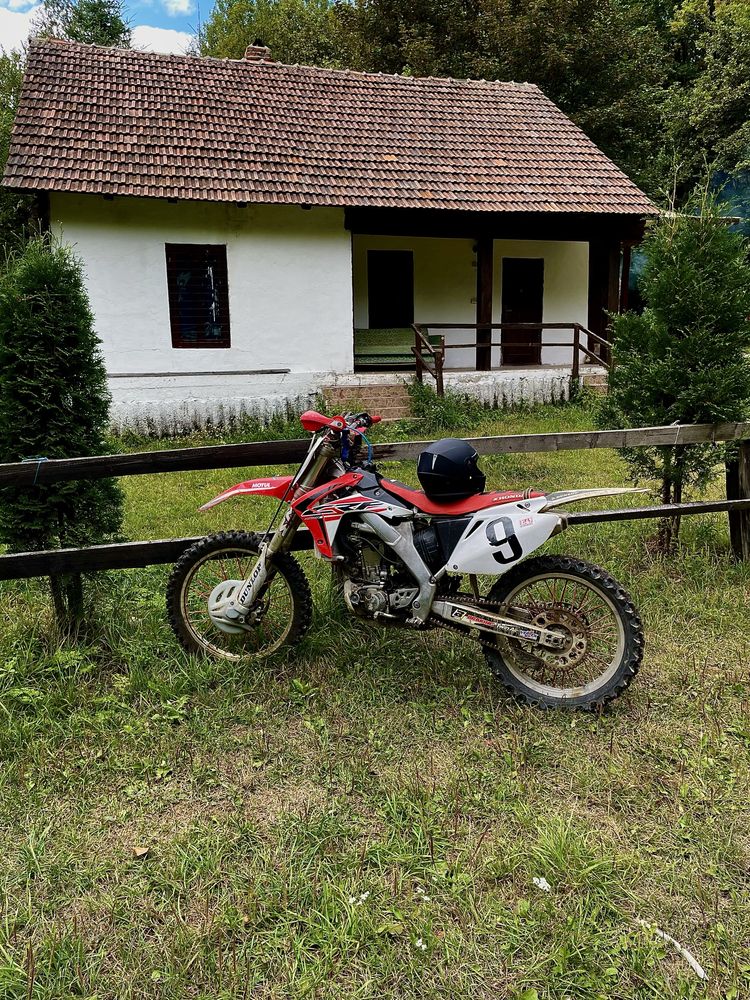 Honda crf 250 anul 2009