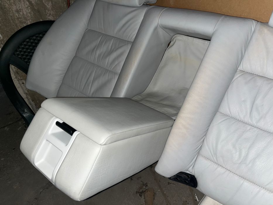 Здравейте продава се кожен салон за Е34